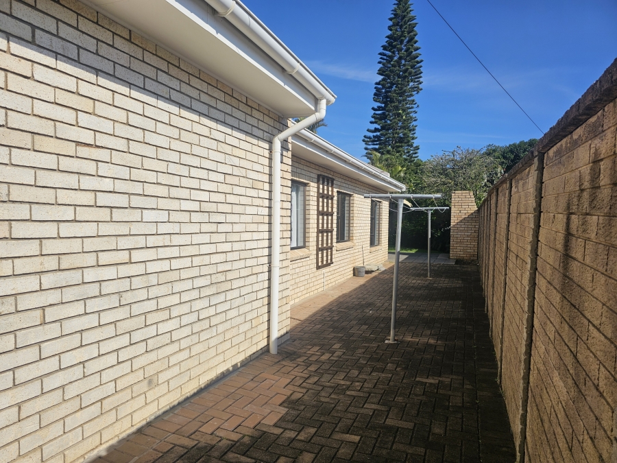 To Let 3 Bedroom Property for Rent in Blue Bend Eastern Cape